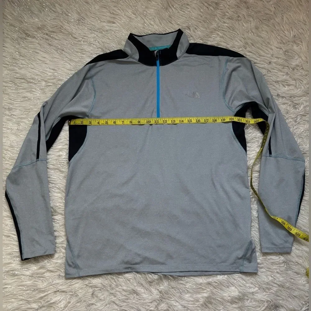 The North Face Black/Gray and Teal Men’s Pullover Mountain Athletic Tee Size L/G